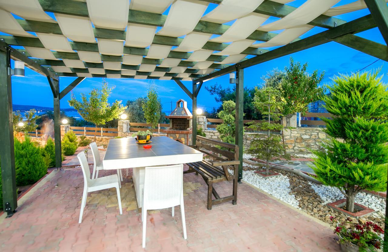 Deluxe Apartments Andreas Limenaria  Exterior photo